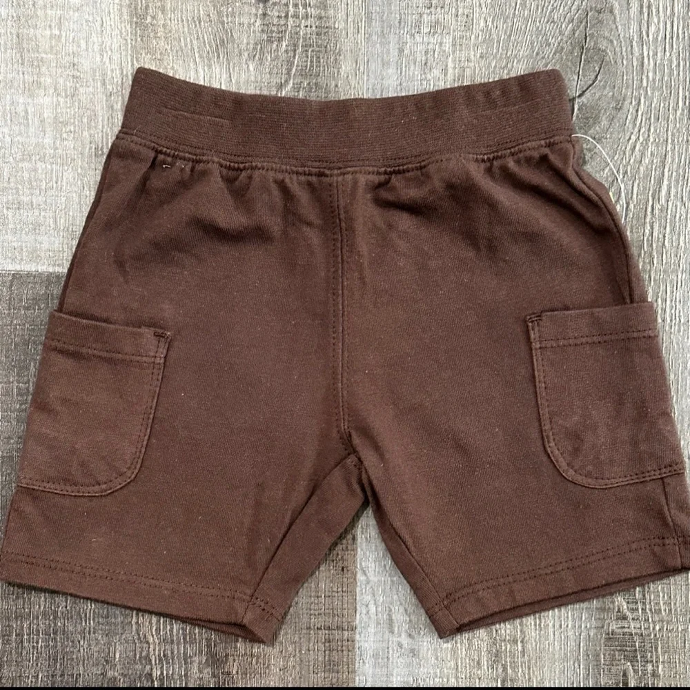💞New Baby 3-6 Month Brown Knit Shorts